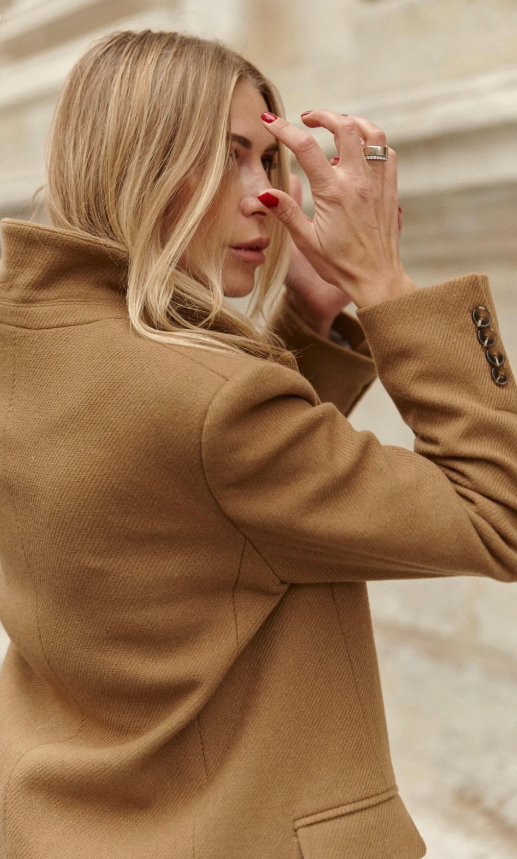 ジャケット CHLOE CAMEL WOOL BLAZER CHLOÉ Double-breasted wool blazer | NET-A-PORTER