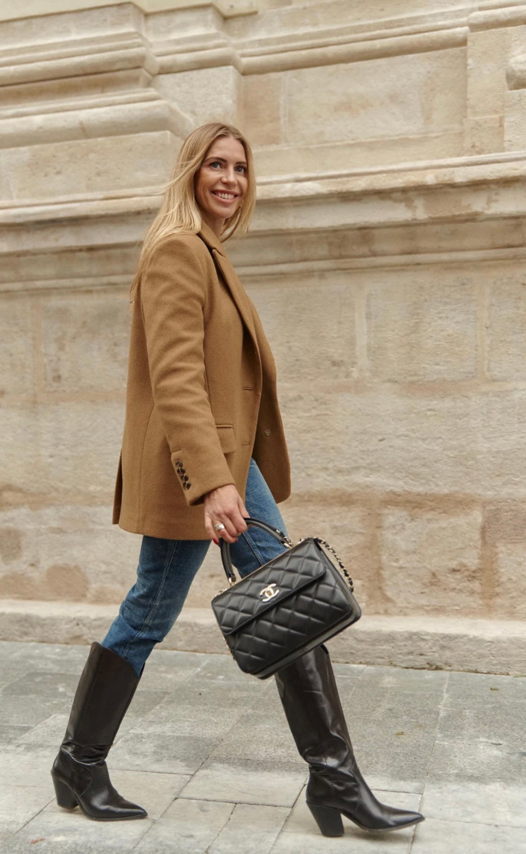 ジャケット CHLOE Camel Wool Blazer Chloé Tailored Jacket In Wool Grain De Poudre in Nut | Chloé US